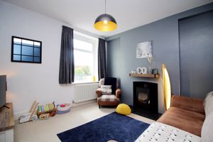 Sitting Room- click for photo gallery